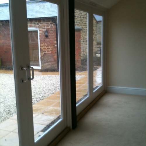 OLD WOLVERTON - 3 BEDROOM BARN CONVERSION