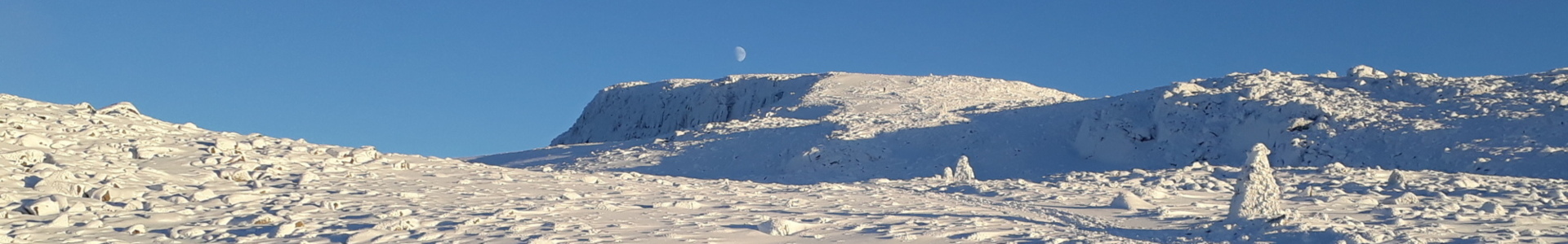 Mountaineering Lake District, Rock Climbing Adventures in the Lake District, Scrambling, Learn to Lead Climb, Guided Days