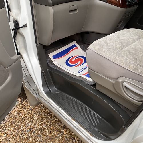 Nissan Elgrand Camper Van 4 Berth 3.2TD Automatic 1998 Model