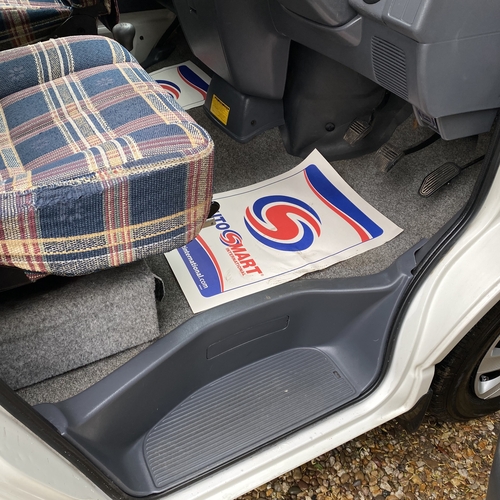 2001 Toyota HiAce Sunrise DEVON Camper Van 2 Berth 2.4D Heating Cassette Toilet