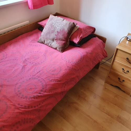 Carter Road 3 Bedroom Contractors Self-catering Accommodation, 5 single beds !