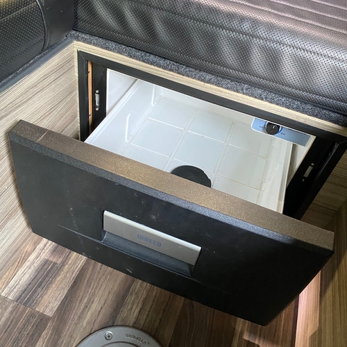 2011 VW Volkswagen Caddy Maxi 1.6 TDi Camper Van 2 Berth Silver