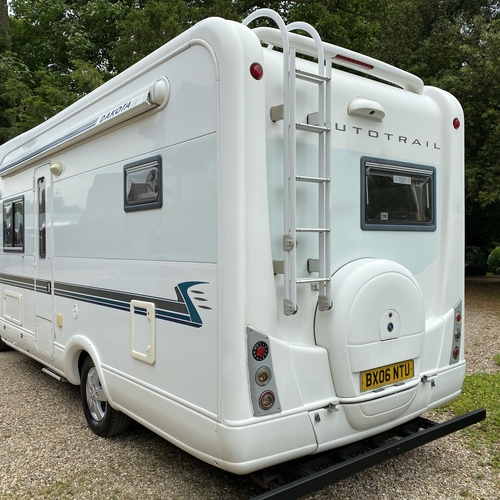 2006 AutoTrail Dakota SE Motorhome Luxury 4 Berth Fixed Bed 26461 Miles Huge Spec