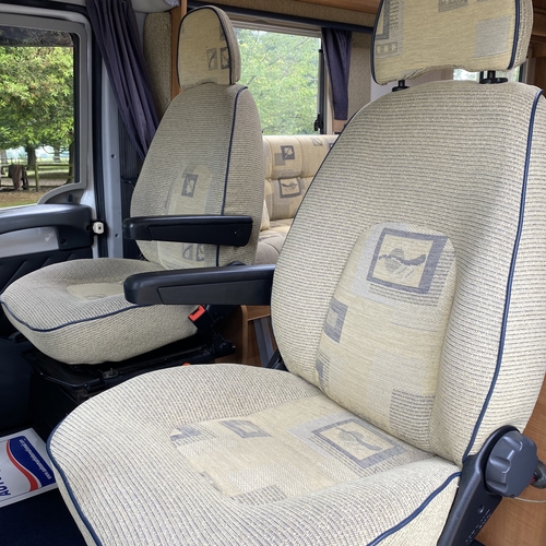 2006 AutoTrail Dakota SE Motorhome Luxury 4 Berth Fixed Bed 26461 Miles Huge Spec