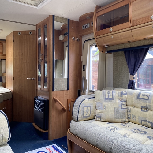 2006 AutoTrail Dakota SE Motorhome Luxury 4 Berth Fixed Bed 26461 Miles Huge Spec