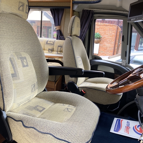 2006 AutoTrail Dakota SE Motorhome Luxury 4 Berth Fixed Bed 26461 Miles Huge Spec