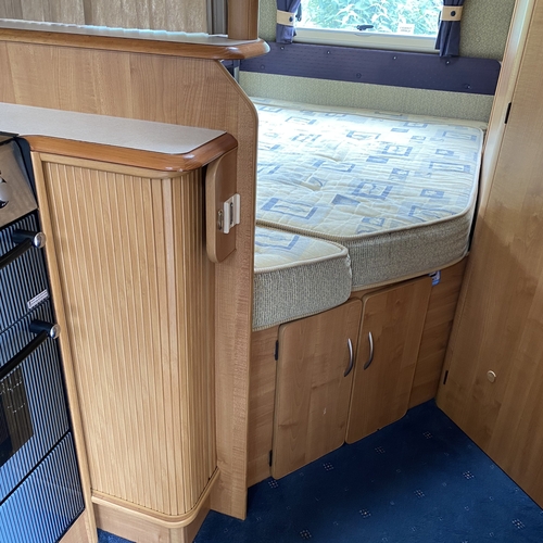 2006 AutoTrail Dakota SE Motorhome Luxury 4 Berth Fixed Bed 26461 Miles Huge Spec