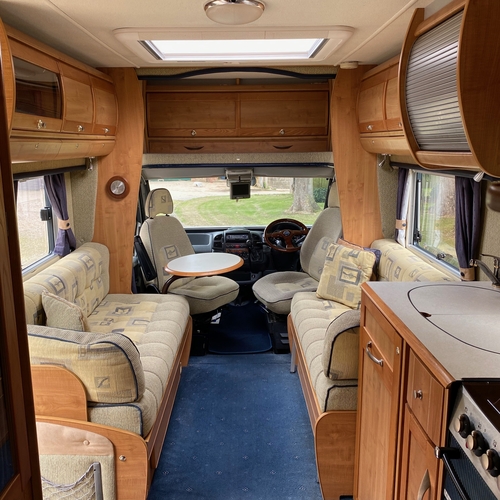 2006 AutoTrail Dakota SE Motorhome Luxury 4 Berth Fixed Bed 26461 Miles Huge Spec