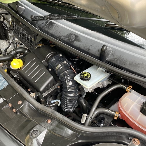 2011 Renault Trafic Sport 2.0 DCi 115 Camper Van 4 Berth - Air Con - Rear Camera