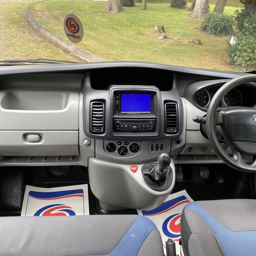 2011 Renault Trafic Sport 2.0 DCi 115 Camper Van 4 Berth - Air Con - Rear Camera