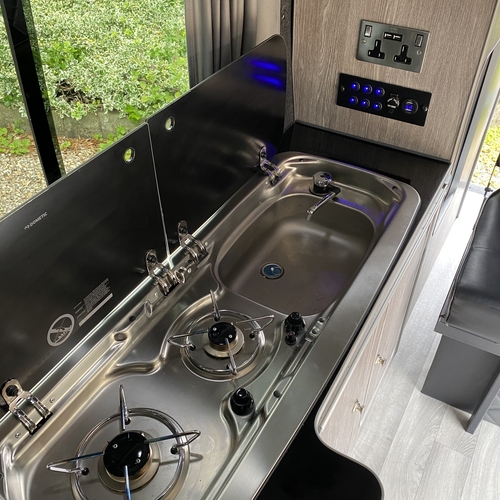 2011 Renault Trafic Sport 2.0 DCi 115 Camper Van 4 Berth - Air Con - Rear Camera