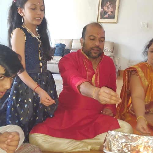 JANEU THE YAGIYOPAVIT UPANAY JANOI YAGNOPAVIT .