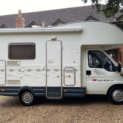 Roller Team Auto-Roller 10 Motorhome - 4 Berth - 2002(52)reg Fiat Ducato 2.0JTD 53693 miles