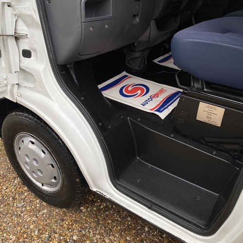 Roller Team Auto-Roller 10 Motorhome - 4 Berth - 2002(52)reg Fiat Ducato 2.0JTD 53693 miles