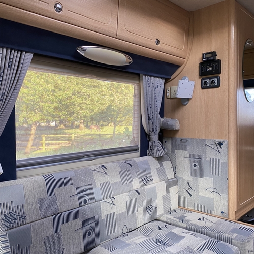 Auto Sleeper Nuevo ES Motorhome Super Compact 4 Berth 39174 miles