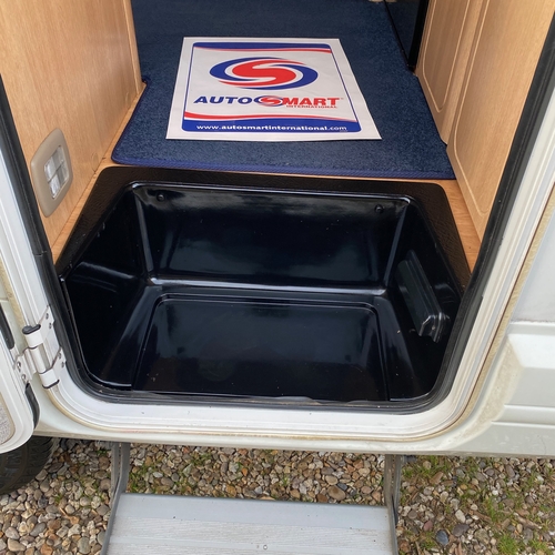 Auto Sleeper Nuevo ES Motorhome Super Compact 4 Berth 39174 miles