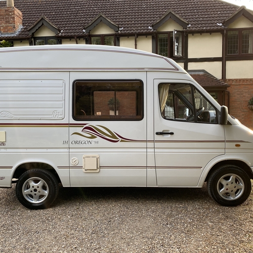 IH Oregon 98 SWB Mercedes Camper Van 2 Berth 77565 miles