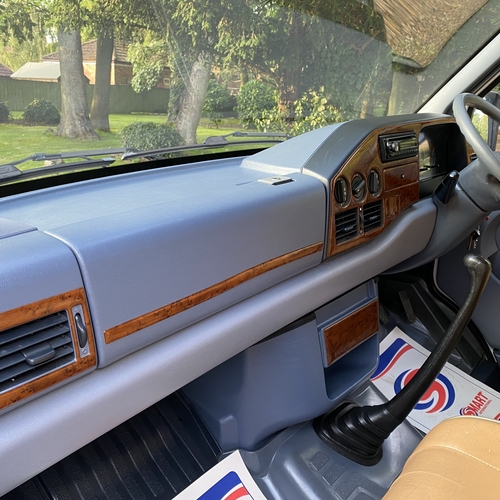 IH Oregon 98 SWB Mercedes Camper Van 2 Berth 77565 miles