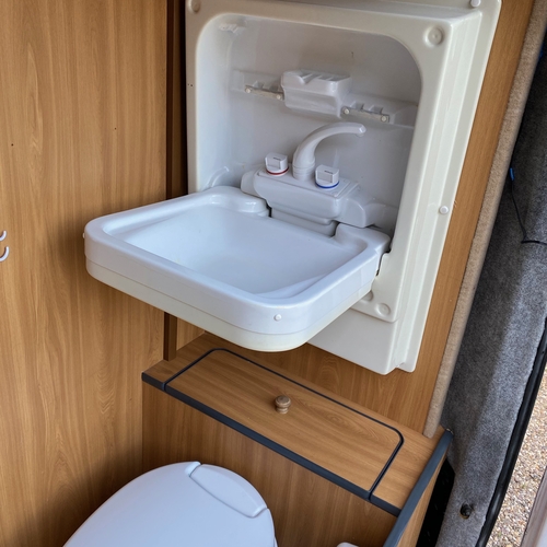 IH Oregon 98 SWB Mercedes Camper Van 2 Berth 77565 miles