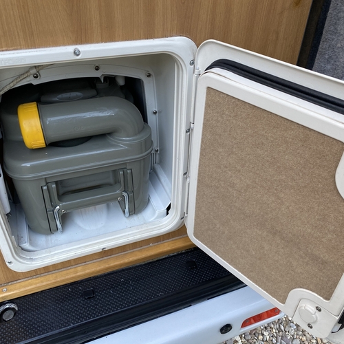 IH Oregon 98 SWB Mercedes Camper Van 2 Berth 77565 miles