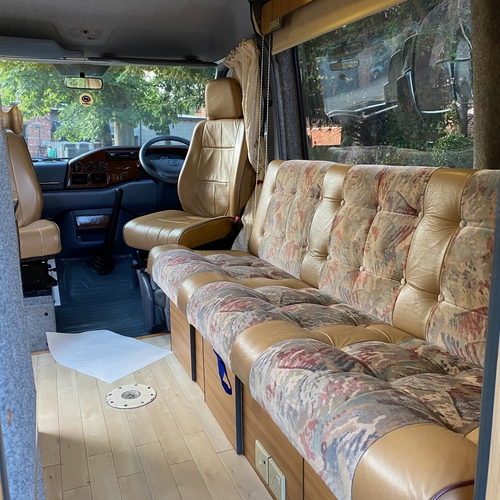 IH Oregon 98 SWB Mercedes Camper Van 2 Berth 77565 miles