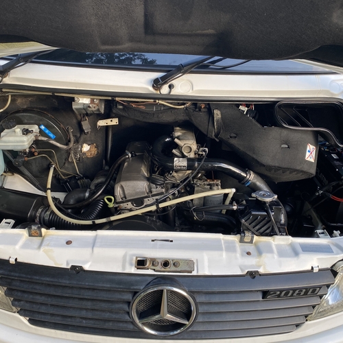 IH Oregon 98 SWB Mercedes Camper Van 2 Berth 77565 miles