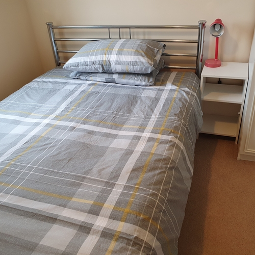 Sheldons Court, 5 Bedroom 3 Bathroom Town house with Garden