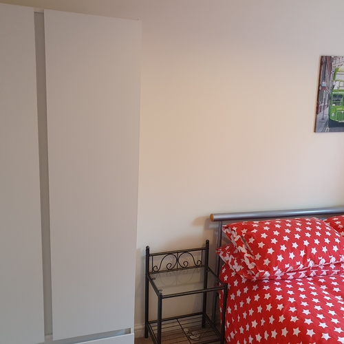 Sheldons Court, 5 Bedroom 3 Bathroom Town house with Garden