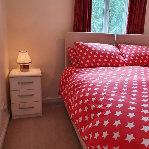 Sheldons Court, 5 Bedroom 3 Bathroom Town house with Garden