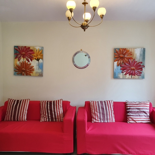 Sheldons Court, 5 Bedroom 3 Bathroom Town house with Garden