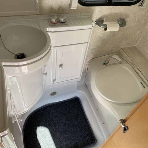 Lunar Newstar 58E Motorhome 5 Berth 2.3HDi - Fiat Ducato 10800 Miles - 2005 Model