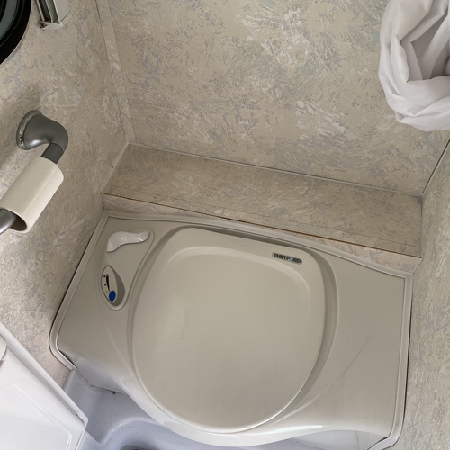 Lunar Newstar 58E Motorhome 5 Berth 2.3HDi - Fiat Ducato 10800 Miles - 2005 Model