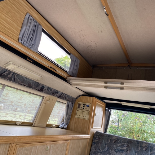 1999 (V)reg VW T4 Transporter Autosleeper Trooper 4 Berth Camper Van - STUNNING