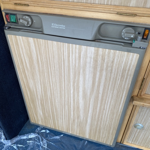 1999 (V)reg VW T4 Transporter Autosleeper Trooper 4 Berth Camper Van - STUNNING