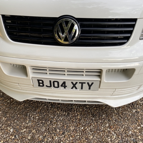 2004 VW T5 Camper Van - White - Leather - 240v/12v