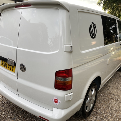 2004 VW T5 Camper Van - White - Leather - 240v/12v