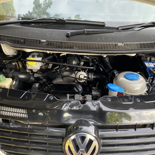 2004 VW T5 Camper Van - White - Leather - 240v/12v