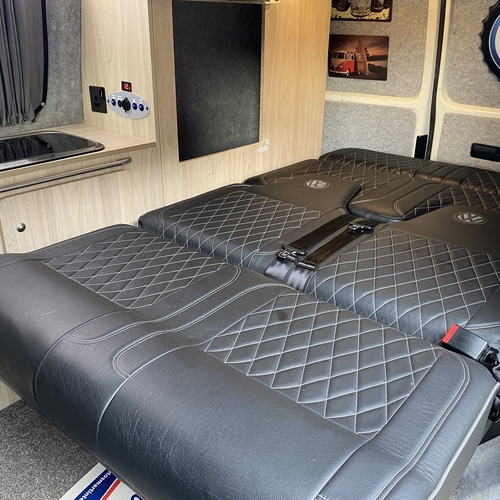 2004 VW T5 Camper Van - White - Leather - 240v/12v