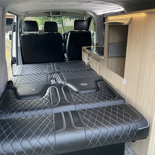 2004 VW T5 Camper Van - White - Leather - 240v/12v