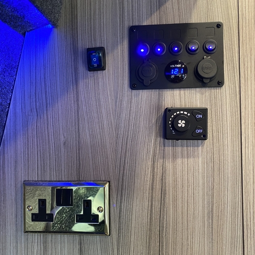 2011 (61)reg VW Transporter T5 High Top LWB T30 84TDi Camper Van 2 Berth