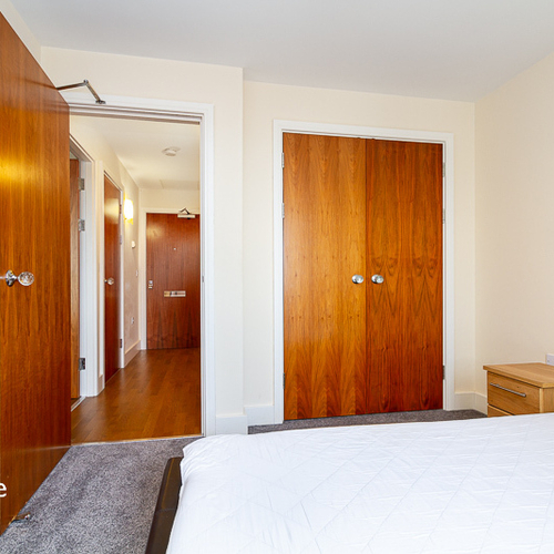 CELESTIA CARDIFF BAY FURNISHED ONE BEDROOM APARTMENT