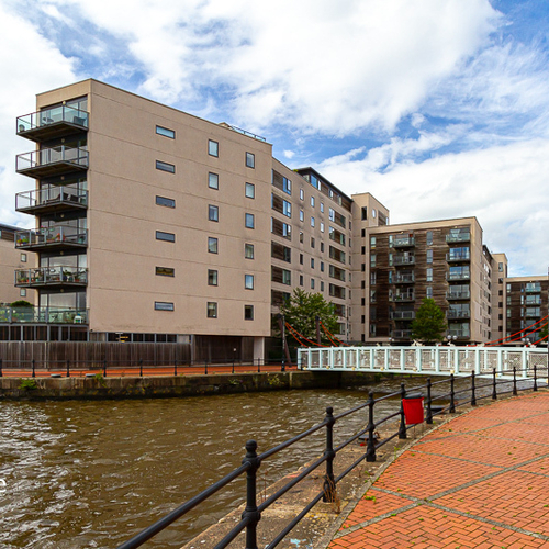 CELESTIA CARDIFF BAY FURNISHED ONE BEDROOM APARTMENT
