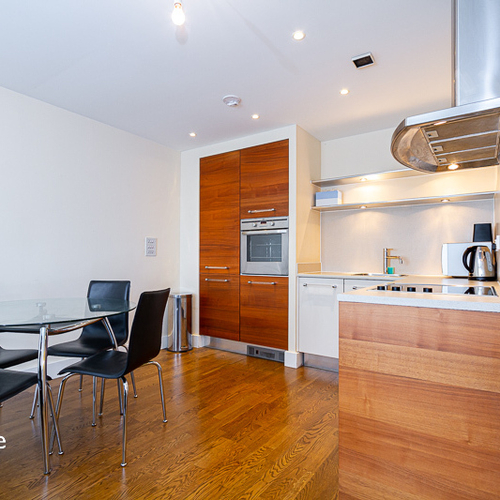 CELESTIA CARDIFF BAY FURNISHED ONE BEDROOM APARTMENT