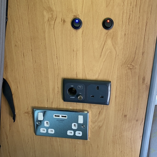 2005 VW Transporter T5 2.5 TDi 130 LWB AUTOMATIC High Top Camper Van 2 Berth