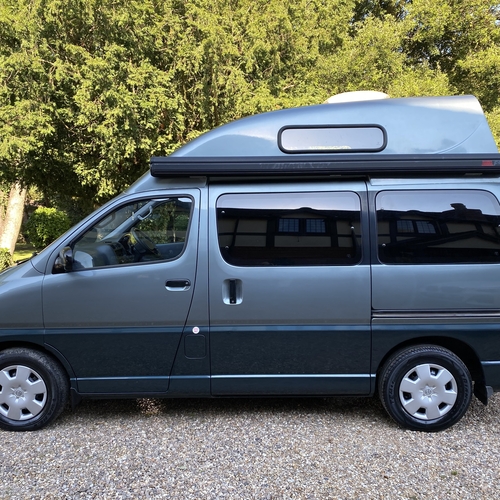 Toyota Granvia 3.0D Camper Van Poplar Motors Conversion Automatic Stunning!