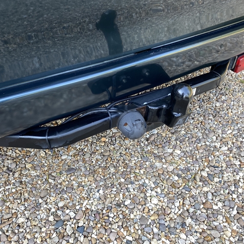 Toyota Granvia 3.0D Camper Van Poplar Motors Conversion Automatic Stunning!