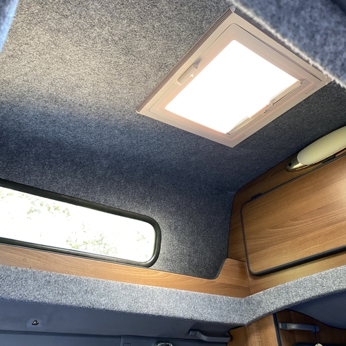 Toyota Granvia 3.0D Camper Van Poplar Motors Conversion Automatic Stunning!