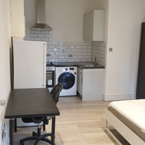 Flat 5, 18 Albany Road, CV5 6JQ