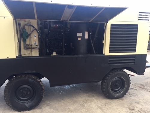 Ingersoll rand / Doosan 1060 air compressor.