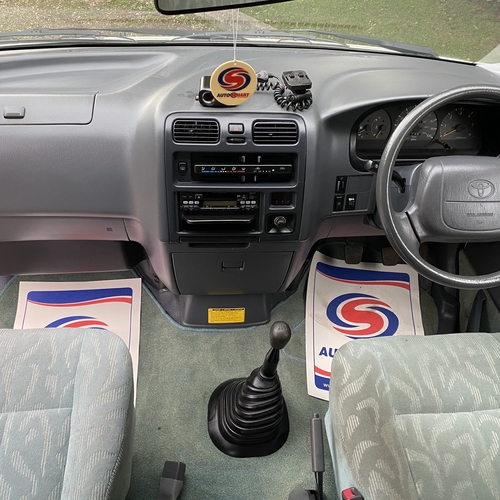 Toyota Hiace Elddis Hi-Life GXS Camper Van 4 Berth ONLY 33372 Miles 2.4D